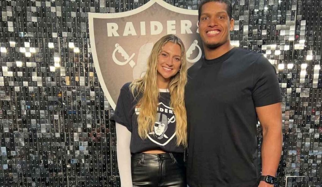Isaac Rochell 
