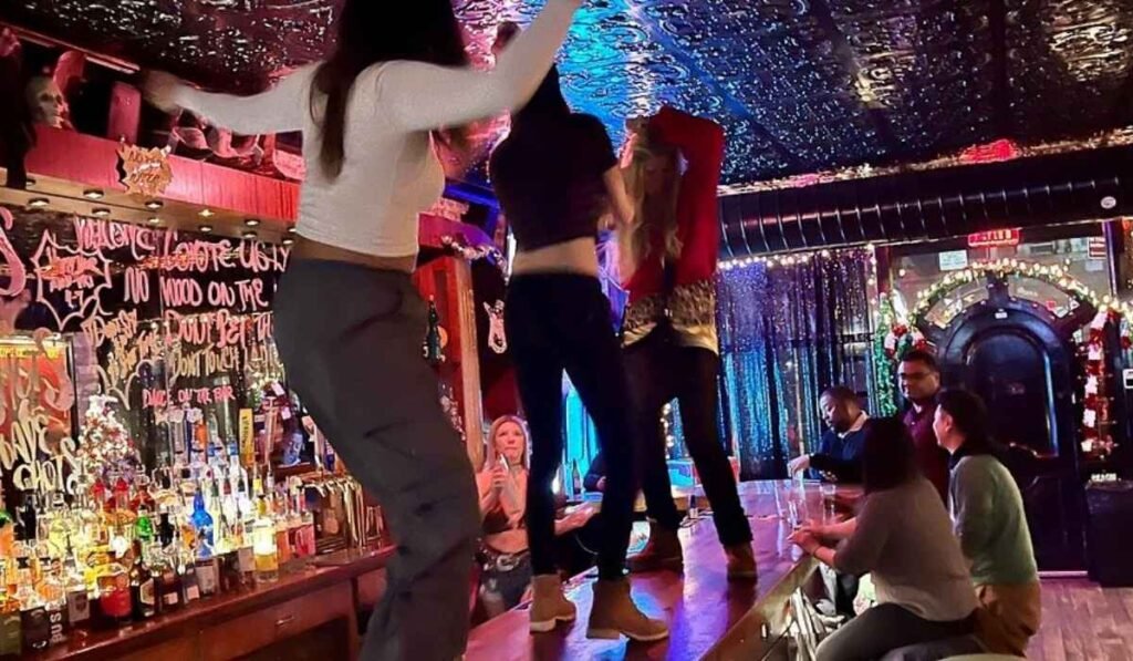 Coyote Ugly Bar