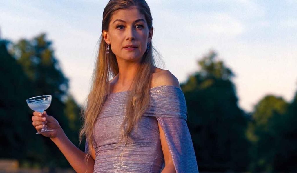 Rosamund Pike