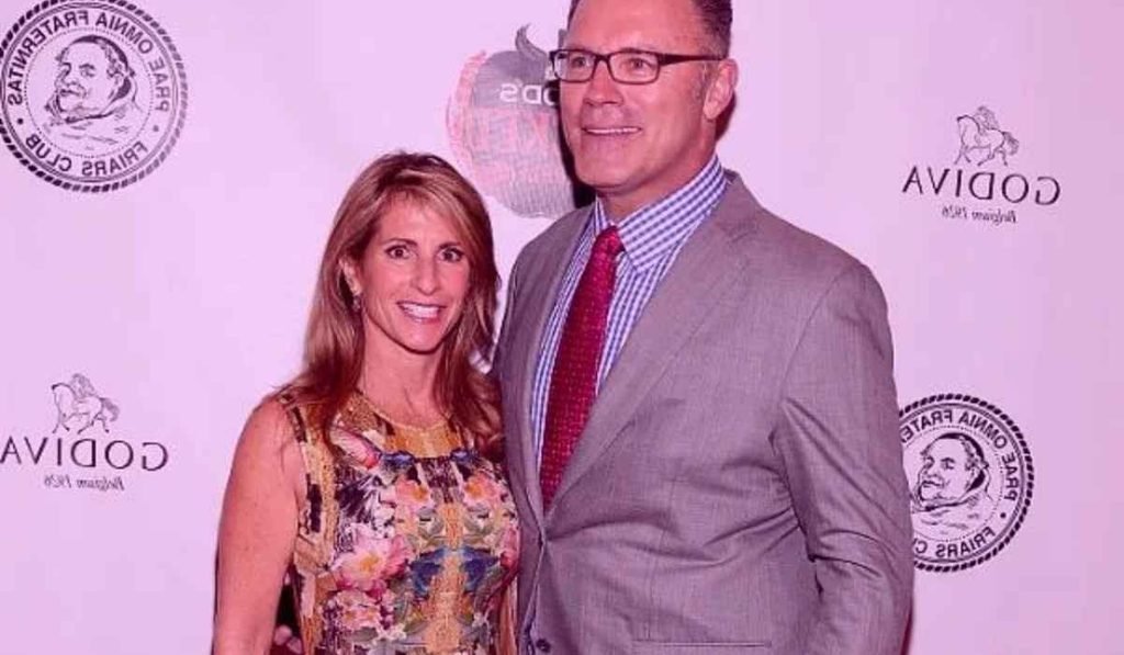 Howie long spouse