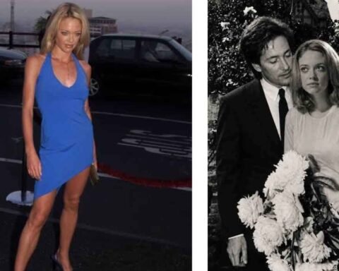 Husband lisa robin kelly