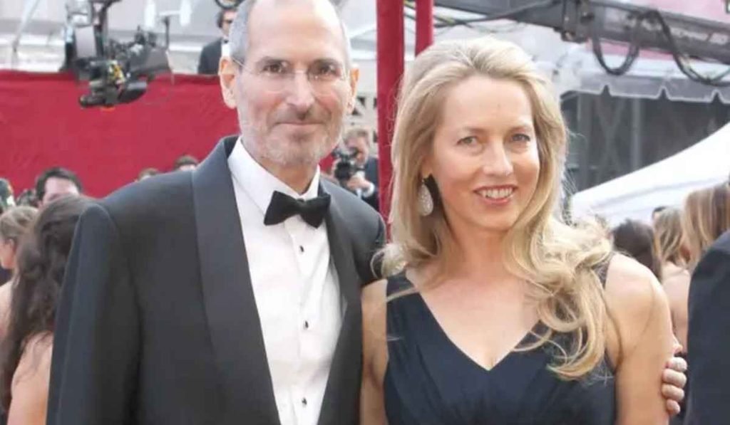 Steve jobs birth mother