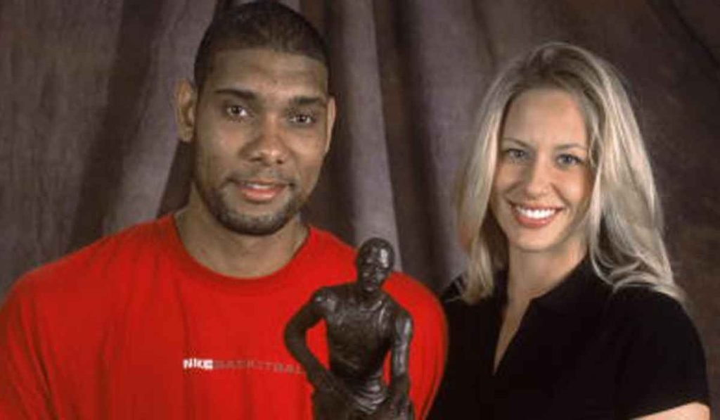 Tim duncan brother wife