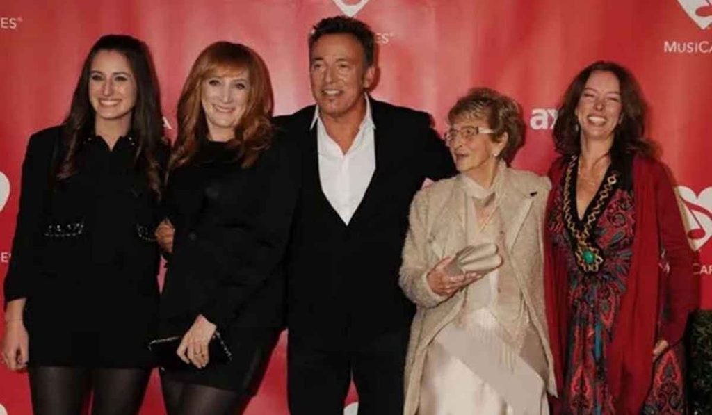 Virginia springsteen shave
